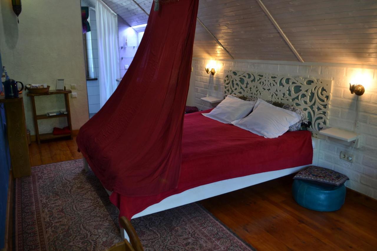 Romantic Guest House 卡缅涅茨-波多利斯基 外观 照片